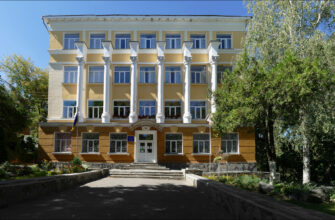 Загальноосвітня школа №3 Вінниця імені М. Коцюбинського
