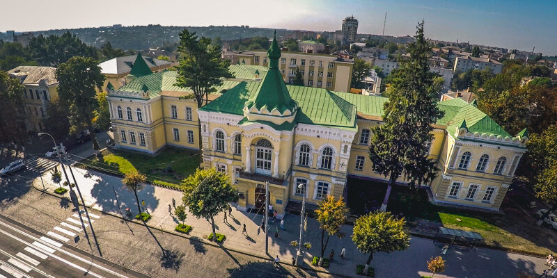 Університет у Вінниці: Торговельно-економічний інститут