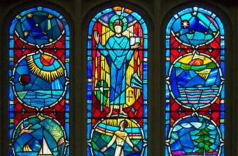 Вітраж: історія, техніки та сучасне використання в інтер’єрі