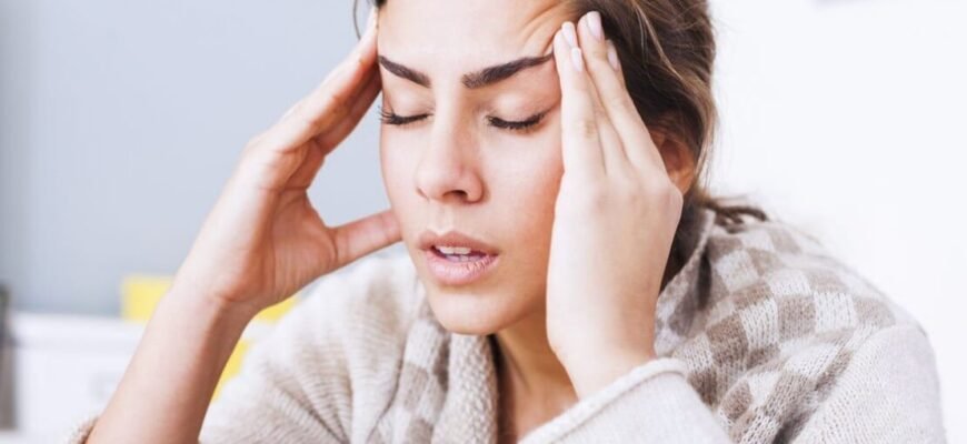 Все, що потрібно знати про менінгіт: симптоми, причини, профілактика