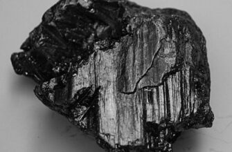 Графіт: Властивості, Застосування та Важливість у Сучасному Світі