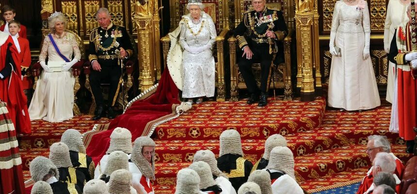 Монархія: Чому ця форма правління досі актуальна у сучасному світі?