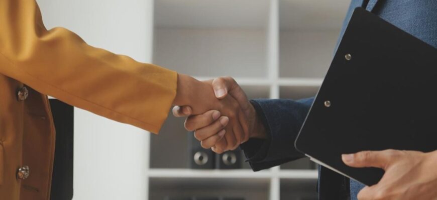 Годинник Судного дня: 90 секунд до півночі – загроза для всього світу