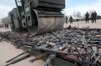 Розуміння демілітаризації: значення, цілі та вплив на суспільство