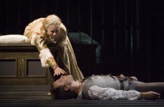 Драма: Визначення, значення та роль у сучасному суспільстві