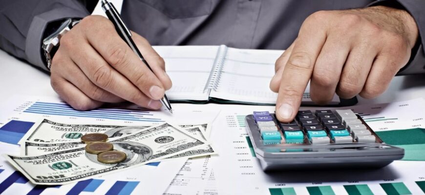 Монополія в історії: Вплив, наслідки та приклади економічного контролю