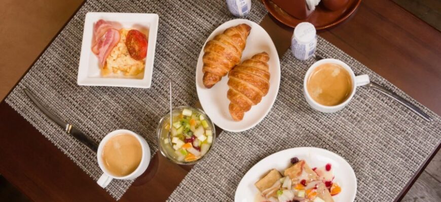 Объяснение термина “Half Board”: что включает и в чем его преимущества?