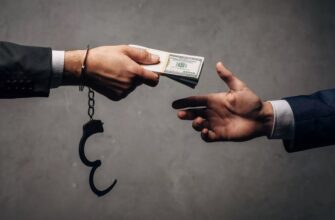 Корупція: Підводні рифи, що роз’їдають суспільні основи України