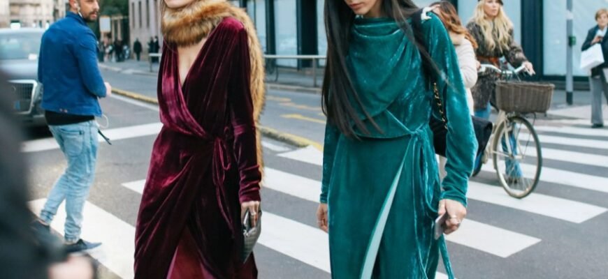 Оксамит: Властивості, Види та Використання Розкішної Тканини