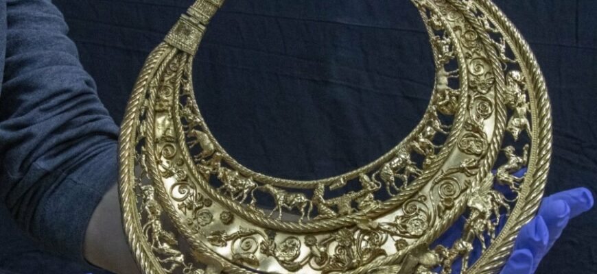 Что такое пектораль: история, значение и современные интерпретации