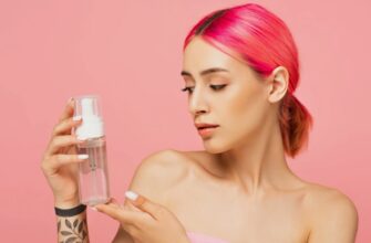 Тонер для обличчя: Що це таке та як правильно його використовувати?