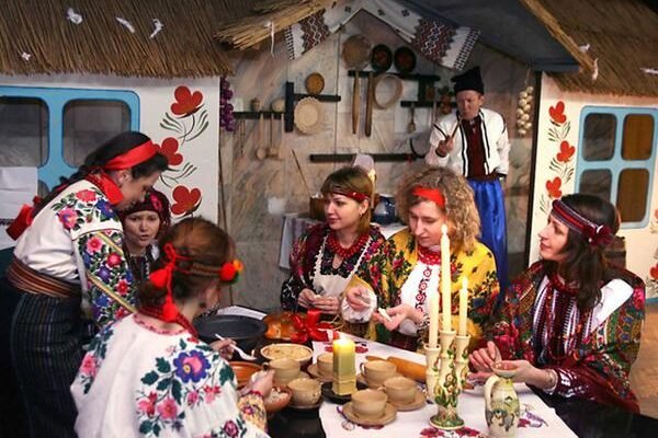 Вечорниці: Традиційні українські вечори з обрядами та розвагами