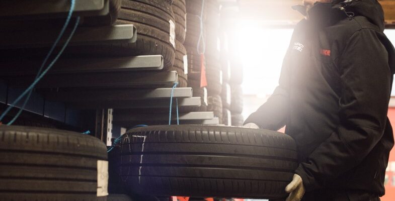Советы и секреты надежного хранения шин между сезонами автомобиля