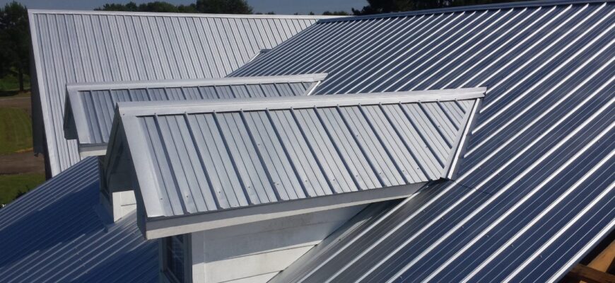 Преимущества оцинкованного профнастила для крыши: долговечность и защита