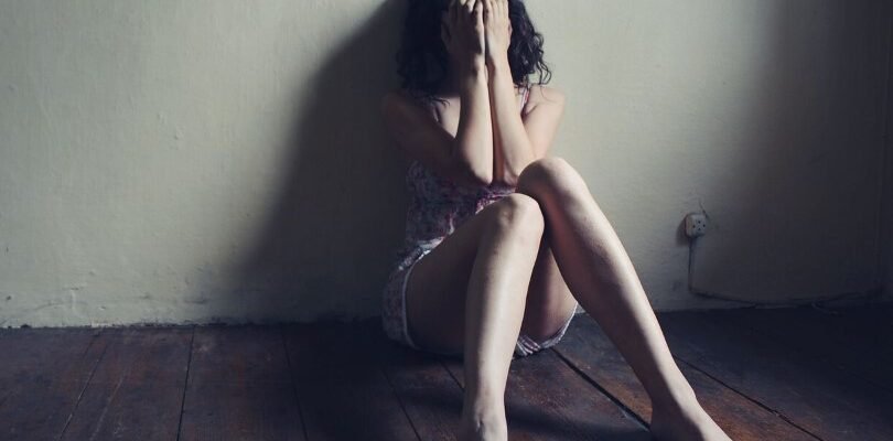 Что такое депрессия: признаки, причины и эффективные методы борьбы