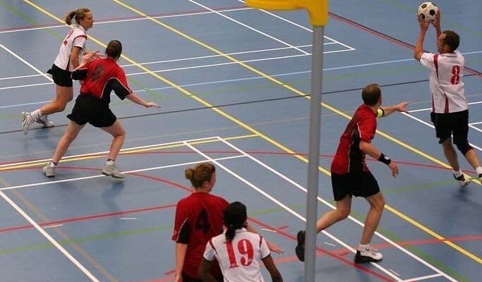 Что такое корфбол: правила игры и её особенности для начинающих