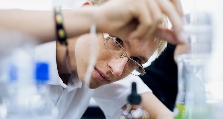 Научный метод: основы и применение в научных исследованиях