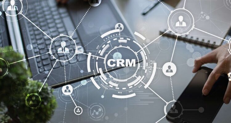 Понимание CRM: как система помогает бизнесу улучшать отношения с клиентами