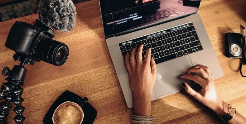 Что такое стоковые фотографии и как работают фотостоки?