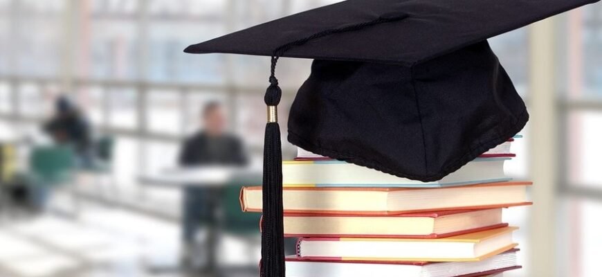 Аспирантура: что это, зачем нужна и как поступить обучаться