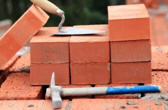 Что такое кирпич: основные характеристики и применение в строительстве