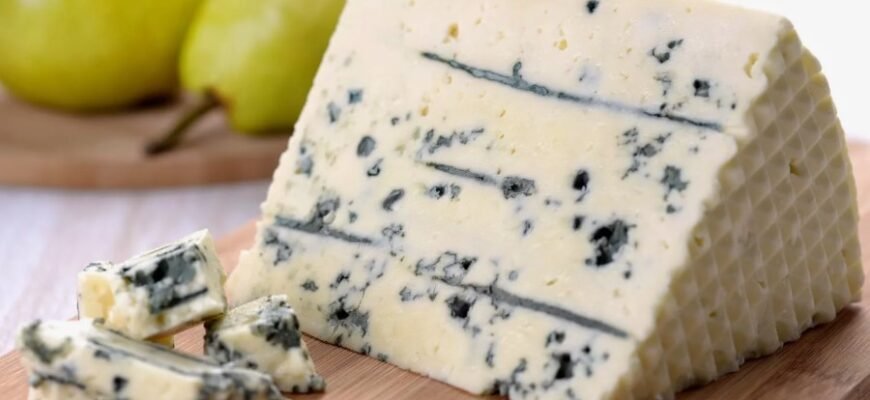 Горгонзола: что это за сыр и как его правильно выбрать и употреблять?