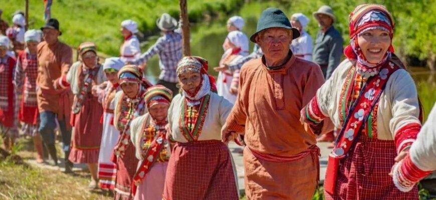 “Что такое народ и какова его роль в современном обществе?”