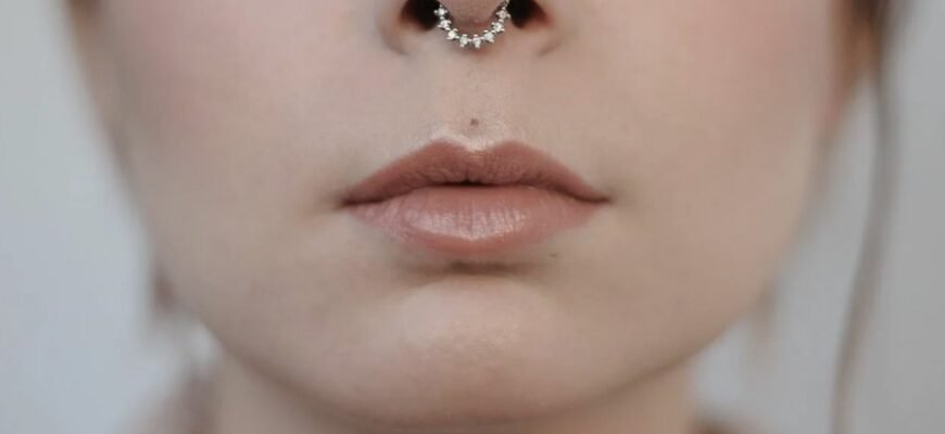 Что такое септум: всё о назначении и уходе за пирсингом носа