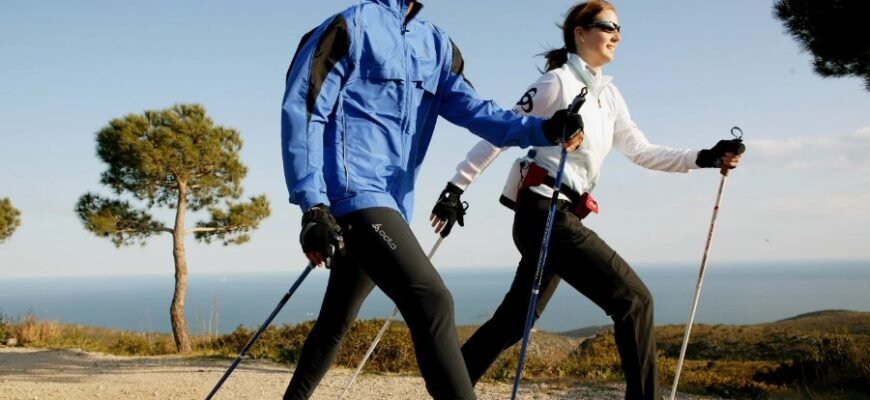 Скандинавская ходьба: польза, техника и снаряжение для здоровья