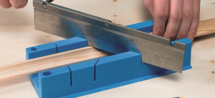 Что такое стусло: изучаем инструмент для идеально ровных запилов