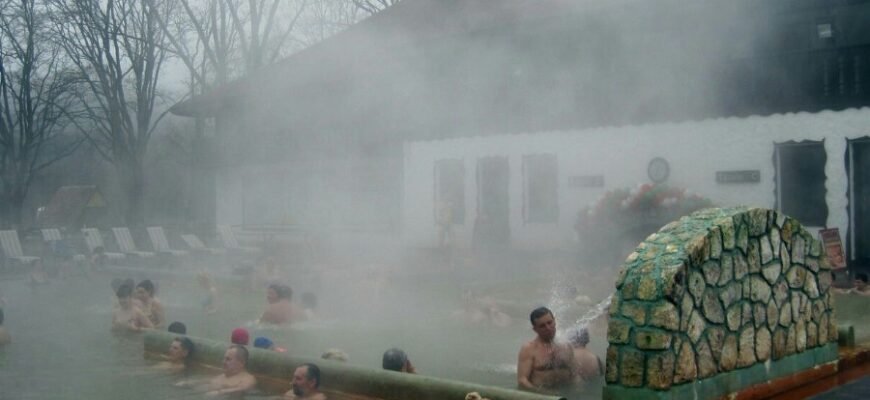Что такое термальные воды: преимущества и использование для здоровья