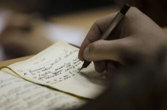 Свободный стих: Что это и как понять поэзию без рифм и ритма?