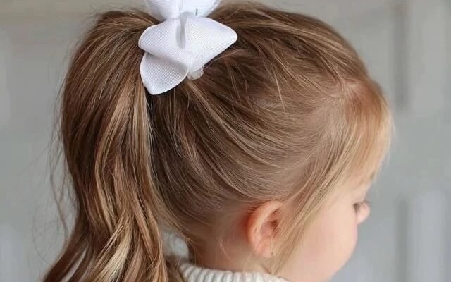 Якими мають бути дитячі заколки для щоденного носіння