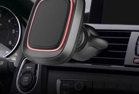 Що купити в авто: ТОП аксесуарів для салону та багажника