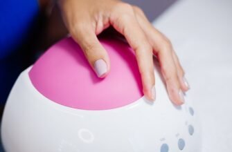 Тренди догляду за нігтями: як обрати ідеальний топ для бездоганного манікюру