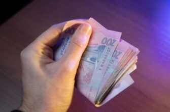Как фальшивые гривны попадают в кассу: в Super Money Counters объяснили, какие защитные признаки не заметны невооруженным глазом