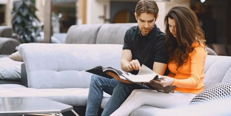 Купити диван в Україні: як знайти модель, яка стане улюбленим місцем у домі