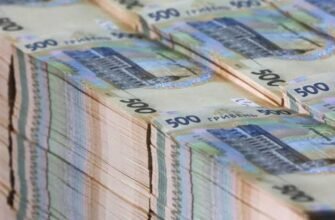 Фальшиві гроші в обігу: як касиру не прийняти підробку