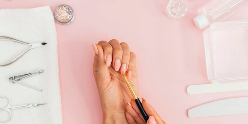 Вытяжки маникюрные: как выбрать оборудование для профессионального nail-кабинета